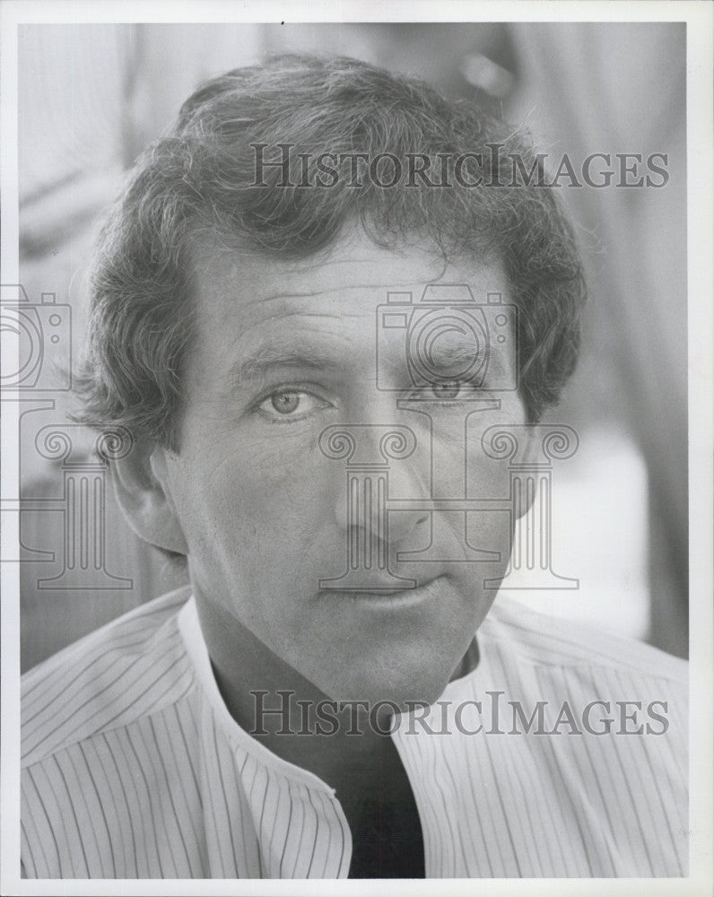 1980 Press Photo Actor Barry Newman - Historic Images