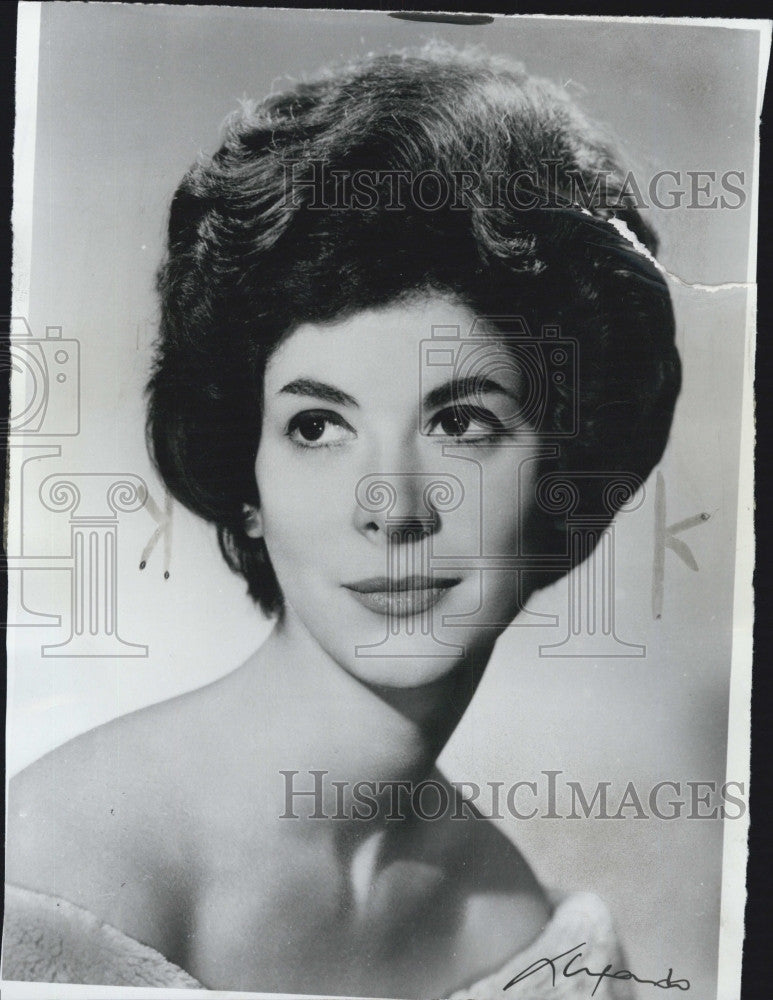 1965 Press Photo Linda Newman, soprano. - Historic Images