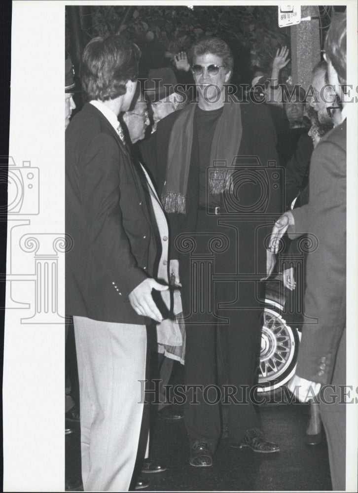 1993 Press Photo Cheers Celebration and Actor Ted Danson Shows Up - Historic Images