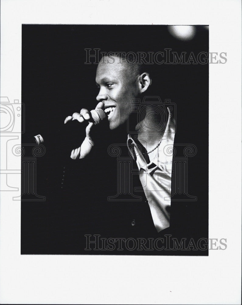 1997 Press Photo Ronald de Vor, New Edition vocalist. - Historic Images