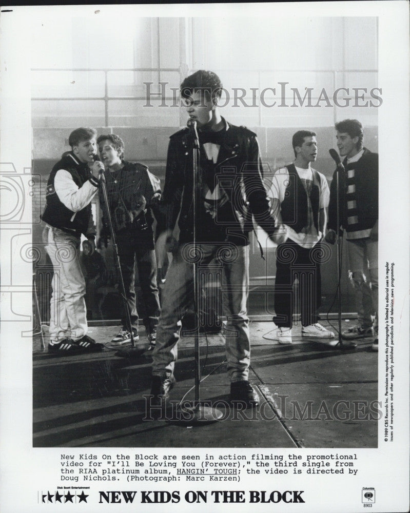 1989 Press Photo New Kids on the Block in Performance - Historic Images