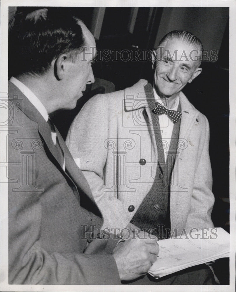 1958 Press Photo Lifer Michael Gravellici &amp; reporter Eddie Burns - Historic Images