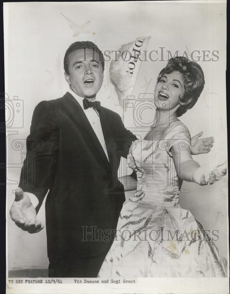 1961 Press Photo Singers Vic Damone Gogi Grant - Historic Images