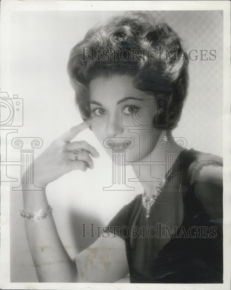 1960 Press Photo Gogi Grant American popular singer. - Historic Images