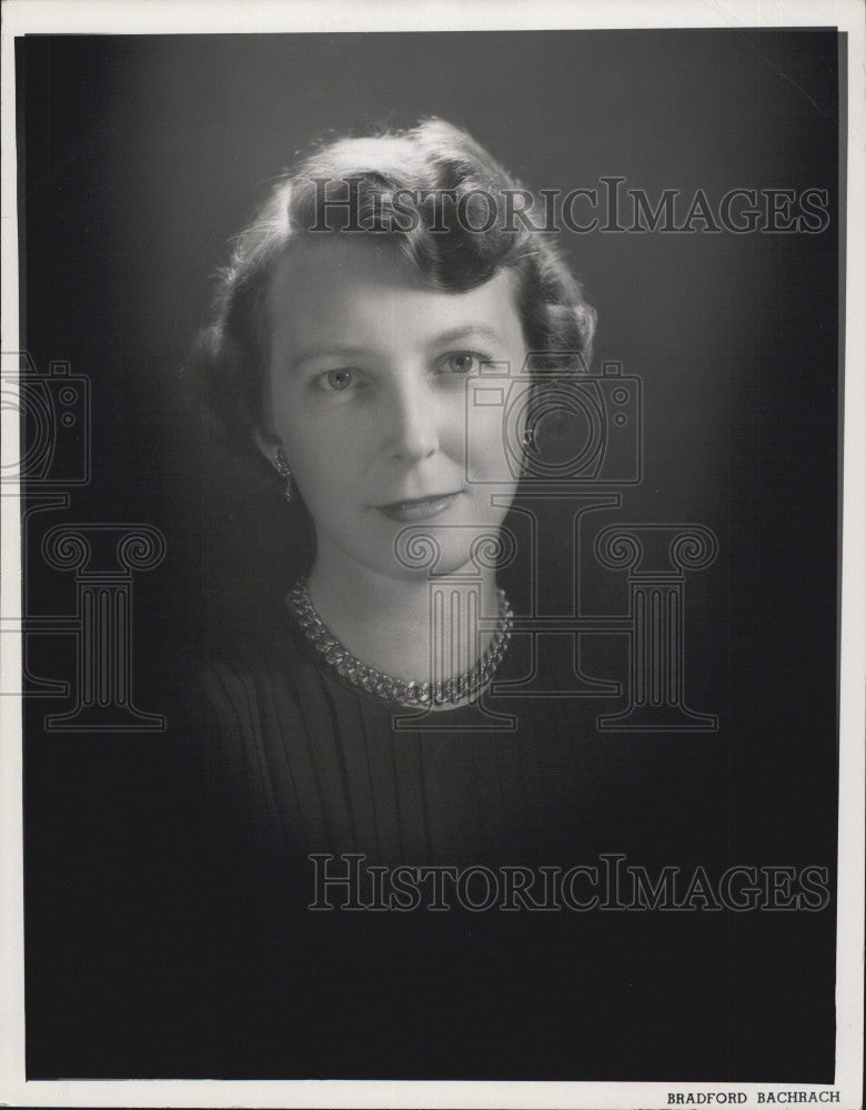 1952 Press Photo Miss Helen E Brownhill, Nurse consultant - Historic Images