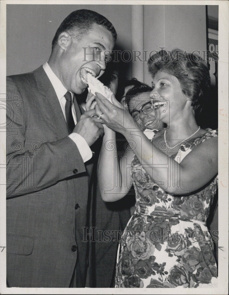 1962 Press Photo Edward Brooke and wife Remigia - Historic Images