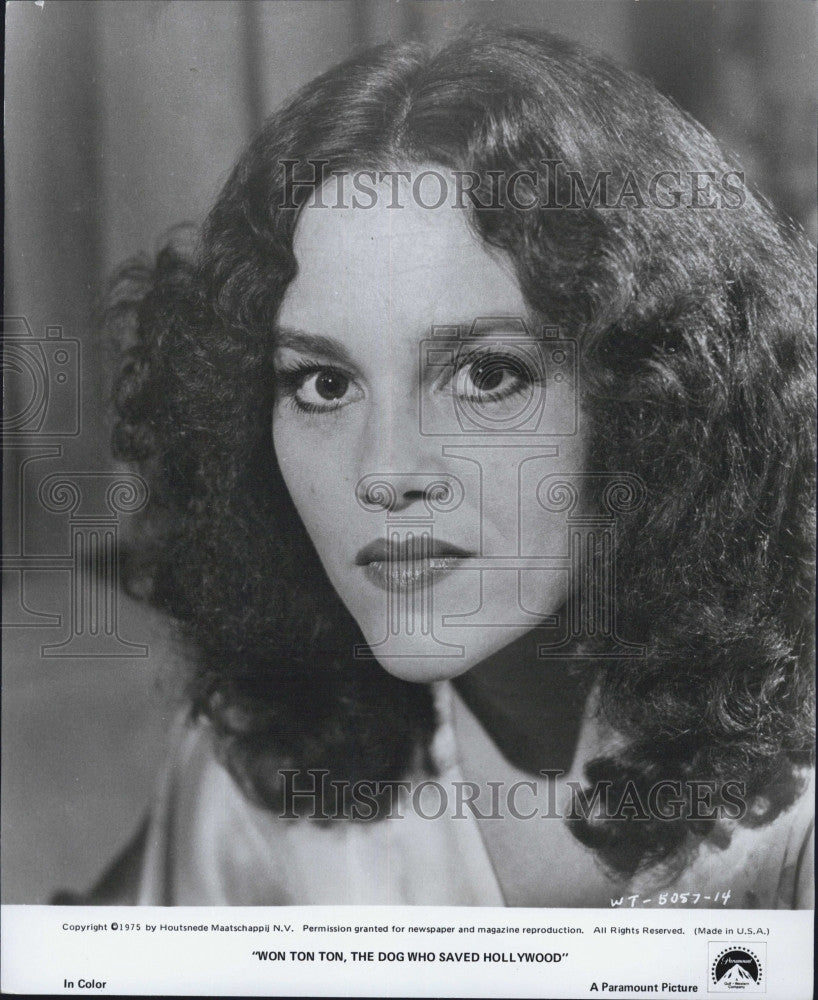 1975 Press Photo Actress Madeline Kahn&#39;WonTonTon.The Dog Who Saved Hollywood&quot; - Historic Images