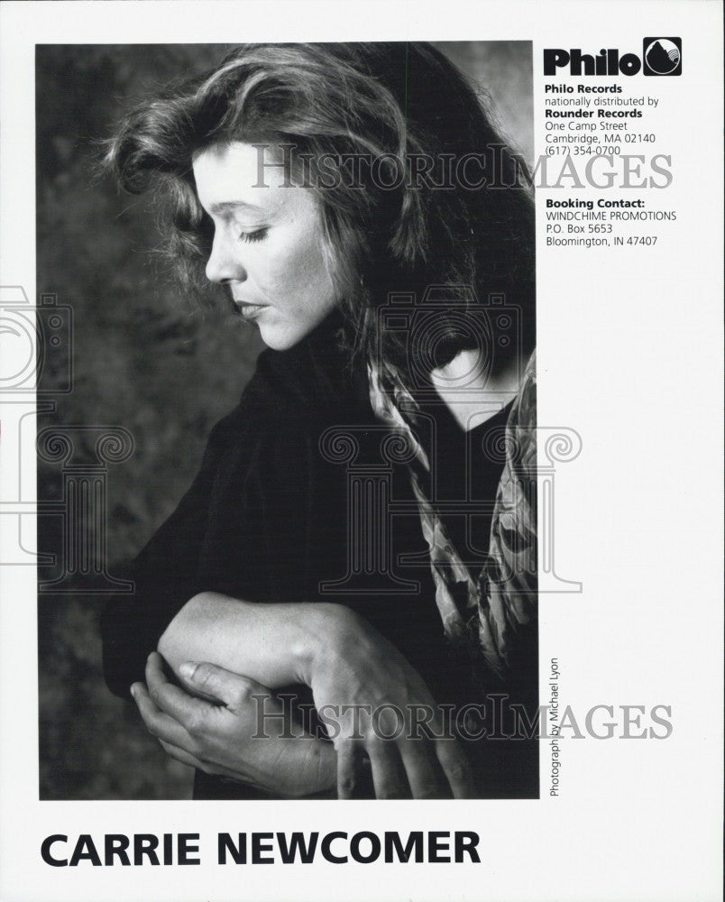 1998 Press Photo Carrie Newcomer - Historic Images