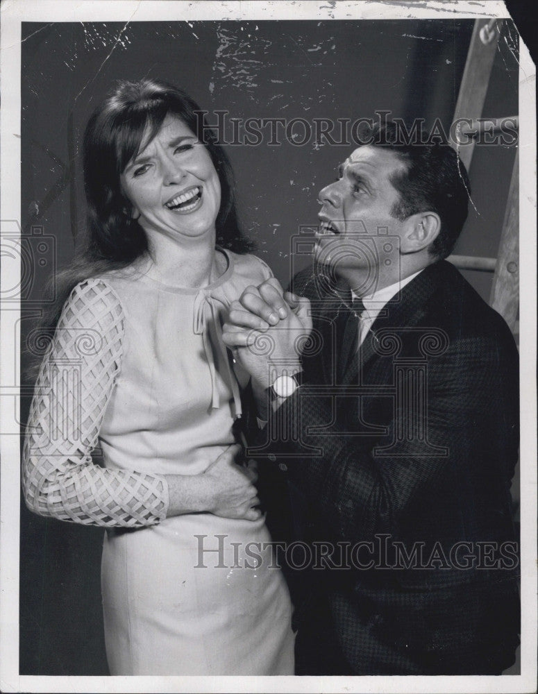 1967 Press Photo Actress Anne Meara and Actor Jerry Stiller - Historic Images