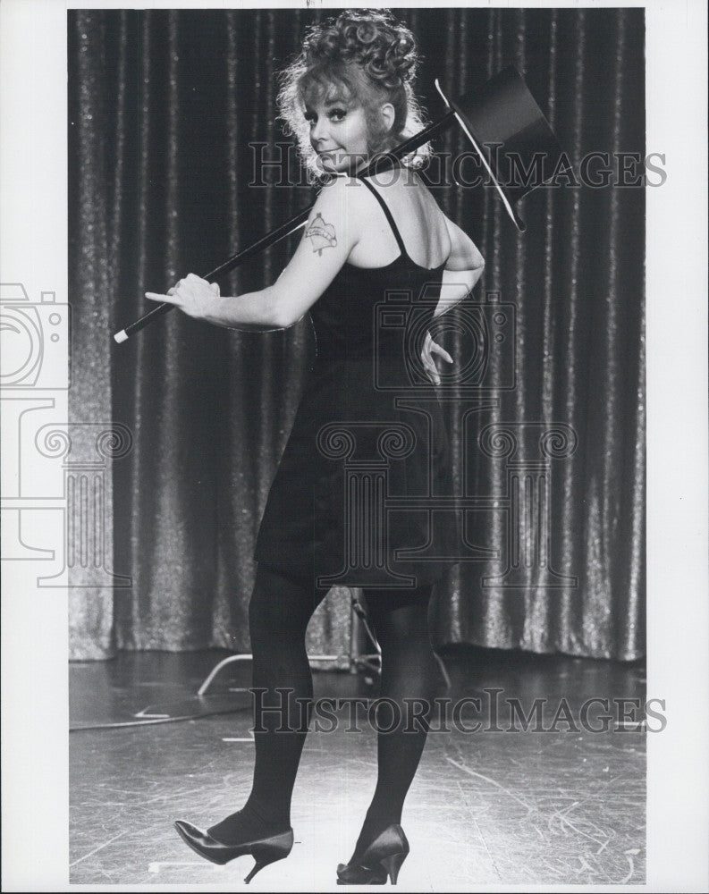 1975 Press Photo Isabelle Farrell Stars In Sweet Charity - Historic Images