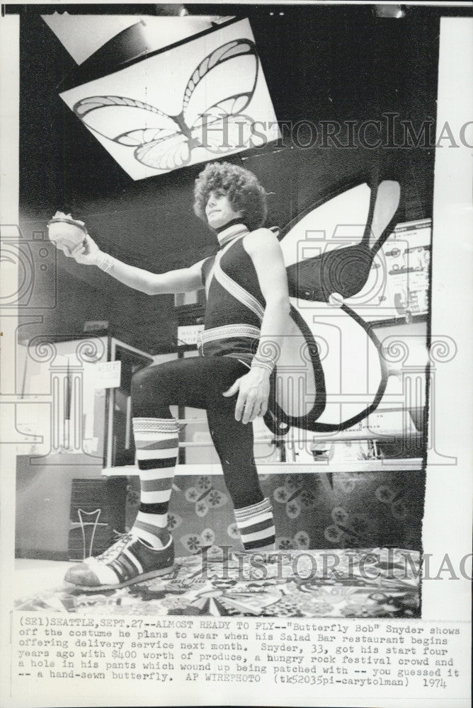 1974 Press Photo Butterfly Bob Shows Off New Costume - Historic Images