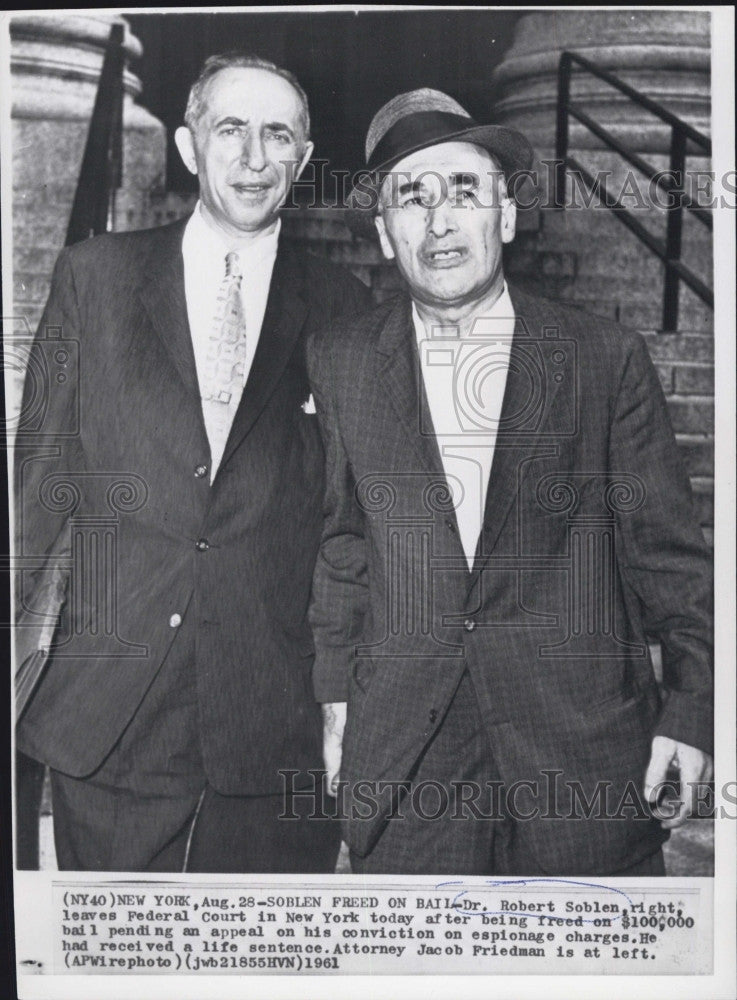 1961 Press Photo Dr Robert Soblen &amp; Attorney Jacob Friedman Convicted Espionage - Historic Images