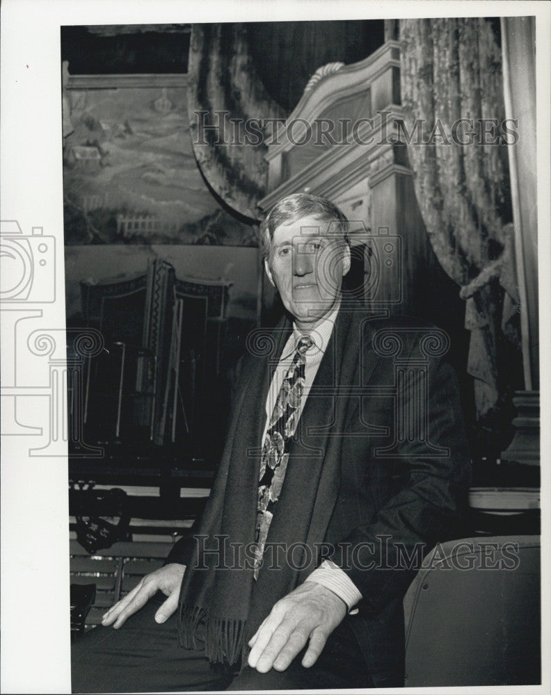 1992 Press Photo Paul Behedict will play scrooge at Wilbur Theater - Historic Images