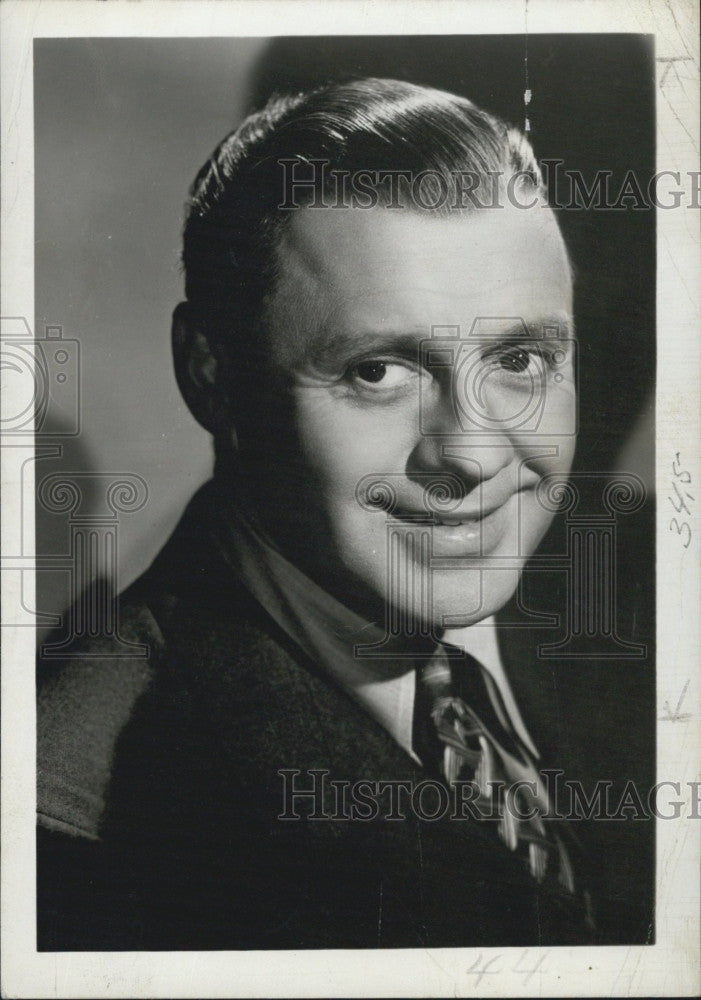 1946 Press Photo Comedian Jack Benny - Historic Images