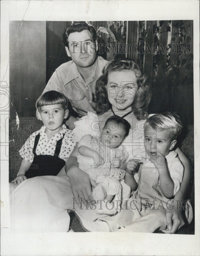 1950 Press Photo Actress Jeanne Crain & Paul Brinkman with Family - Historic Images