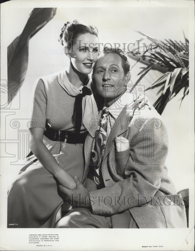 1950 Press Photo Actress Barbara Britton and Canadian Actor Art Linkletter. - Historic Images