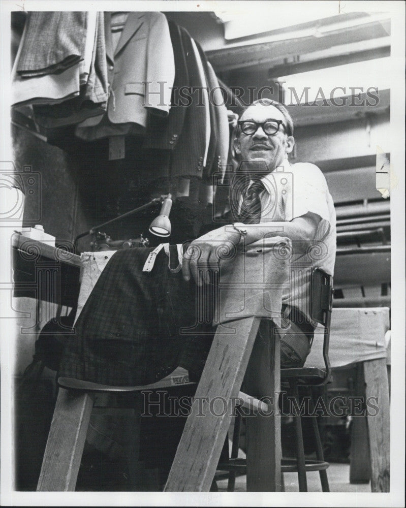 1978 Press Photo Stanley A Cieslik won $1 million in Mass. lottery - Historic Images