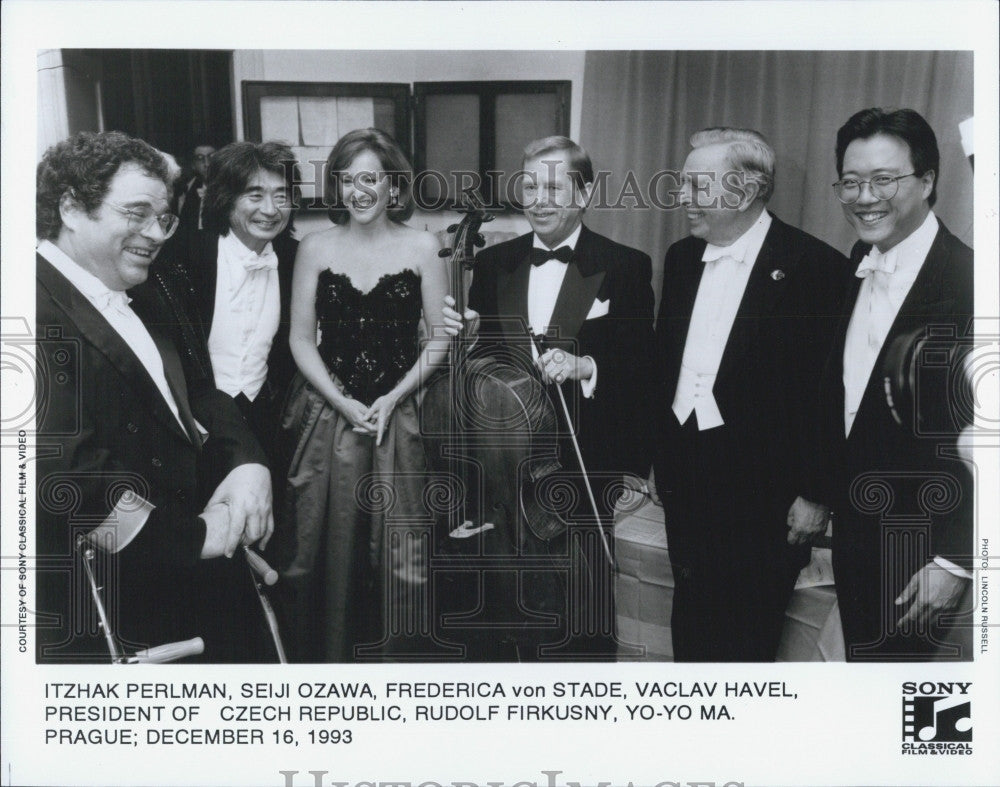 1993 Press Photo Itzhak Perlman, Seiji Ozawa, Frederica von Stade, V. Havel - Historic Images