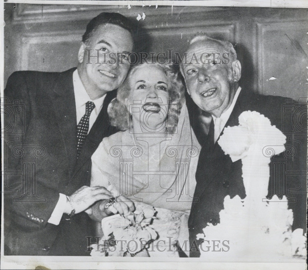 1952 Press Photo Tommy Manville Jr With 9th Wife Anita Rodde Eden/John Sutton - Historic Images