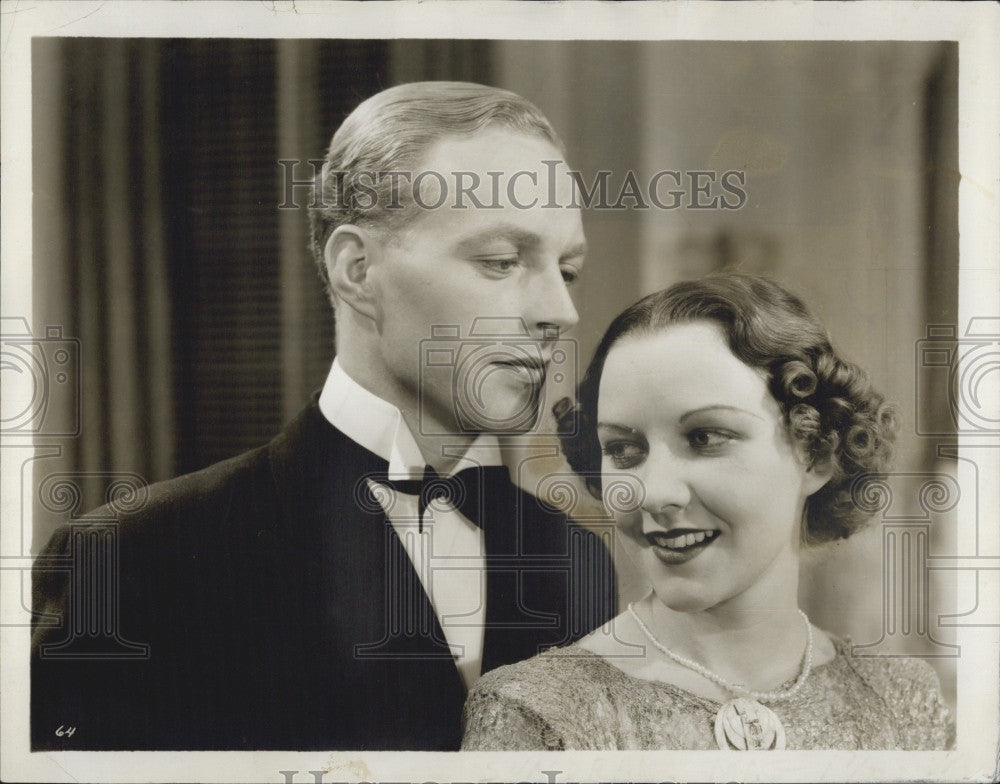 1940 Press Photo Douglas Watson &amp; Phyllis Barrie &quot;Thou Shalt Not Wed&quot; - Historic Images