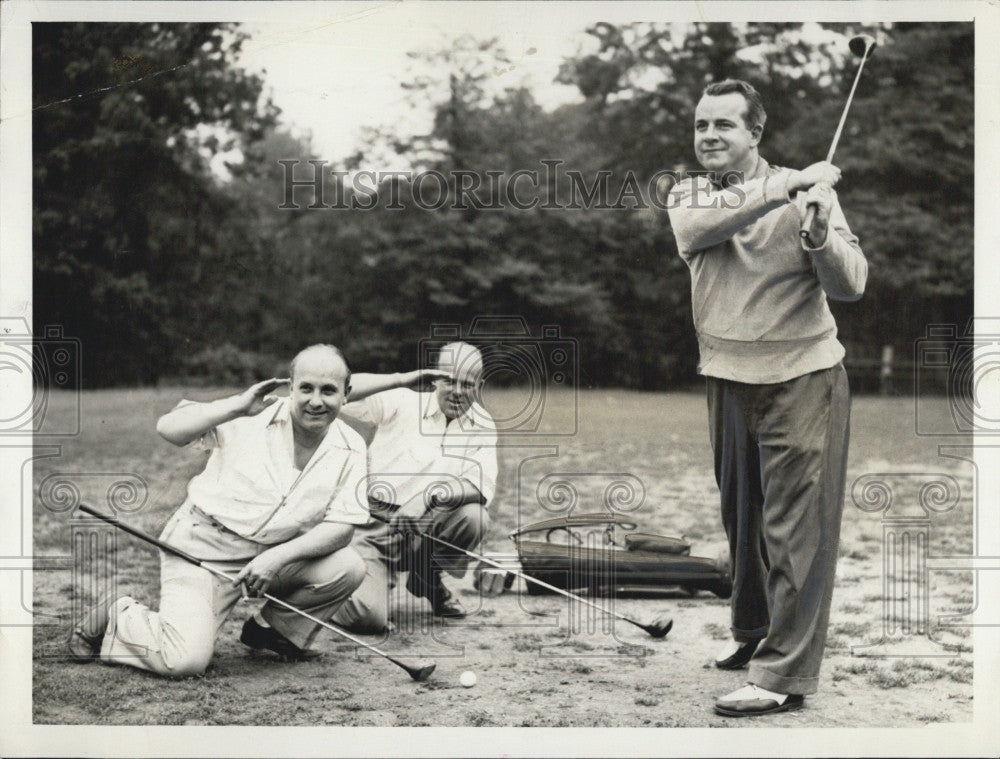 1942 Press Photo Eddie Donovan James Comfort &amp; Thomas Gibson Go Golfing - Historic Images