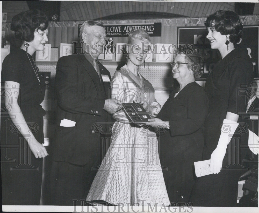 1961 Press Photo Charlotte Barker,Mr &amp; Mrs GA Nordham,J O&#39;Connell,&amp; B Heath - Historic Images