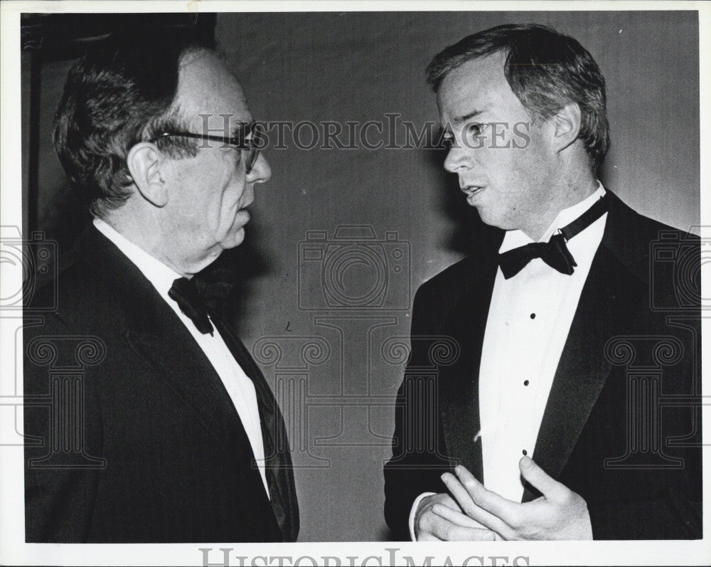 1987 Press Photo Boston Herald publisher Pat Purcell and Rupert Murdoch at - Historic Images