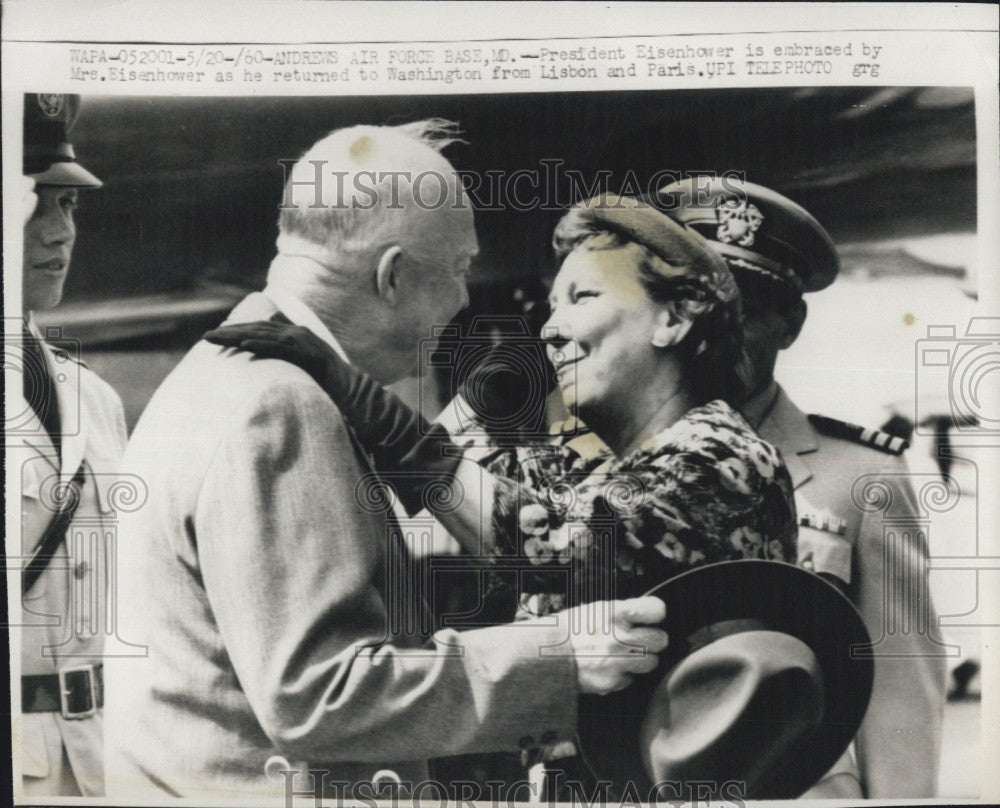 1960 Press Photo President Eisenhower And Wife - Historic Images