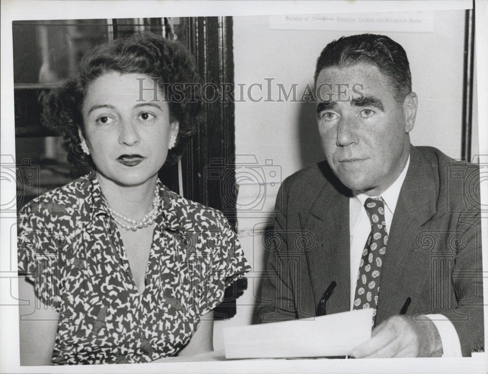 1949 Press Photo Lydia Barboza and Attorney, J. Sullivan in Boston - Historic Images