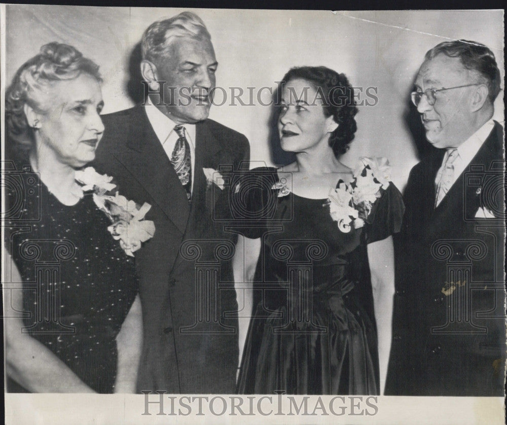 1948 Press Photo Ralph &amp; Mrs.  Gates Thomas Herbert, Mildred Stevenson at Dinner - Historic Images