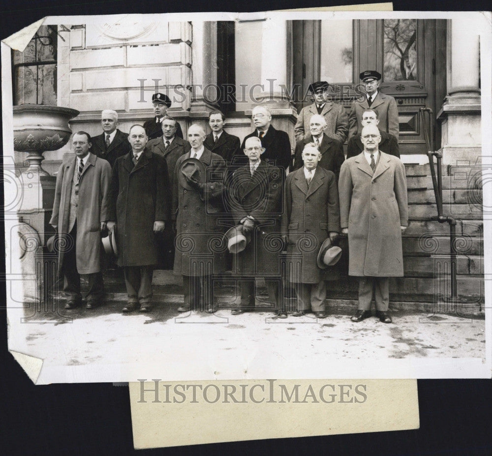 Press Photo Jury Members, Widen, Watson, Richmond, Meehan, With Police - Historic Images