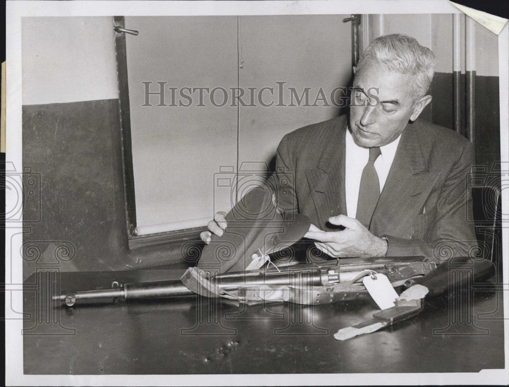 1945 Press Photo John Hines of the Lynn Police Dept. - Historic Images