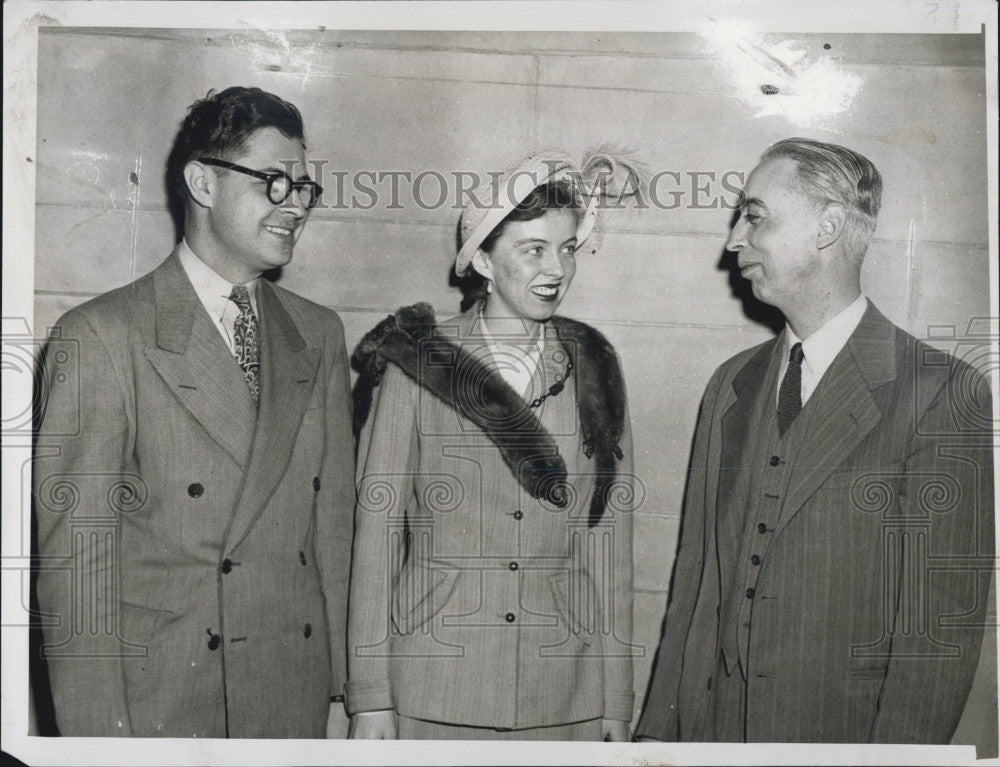 1949 Press Photo Milton Hindus Kathleen Ryan Theodore Little Oratorical Contest - Historic Images