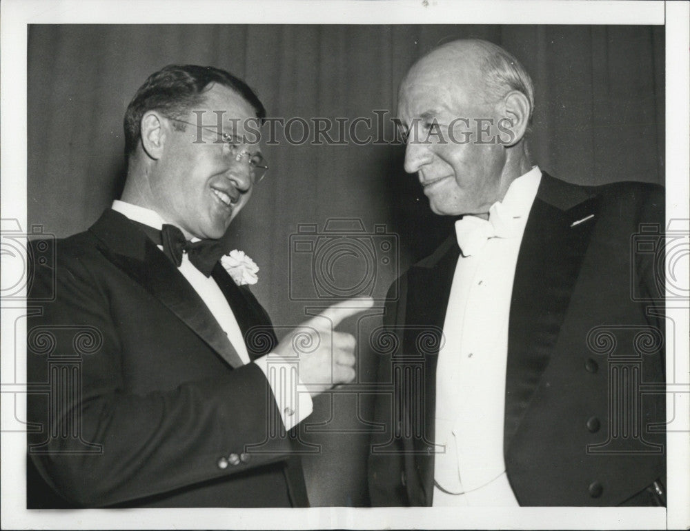 1938 Press Photo Daniel Doherty of the American Legion With Frank Hines in WA - Historic Images