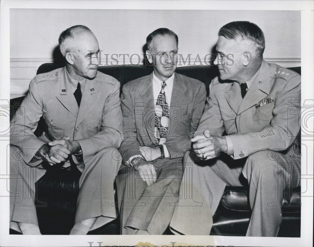 1949 Press Photo Gen. Omar Bradley, Gen. Lawton Collins, Army Sec. Gordon Gray - Historic Images