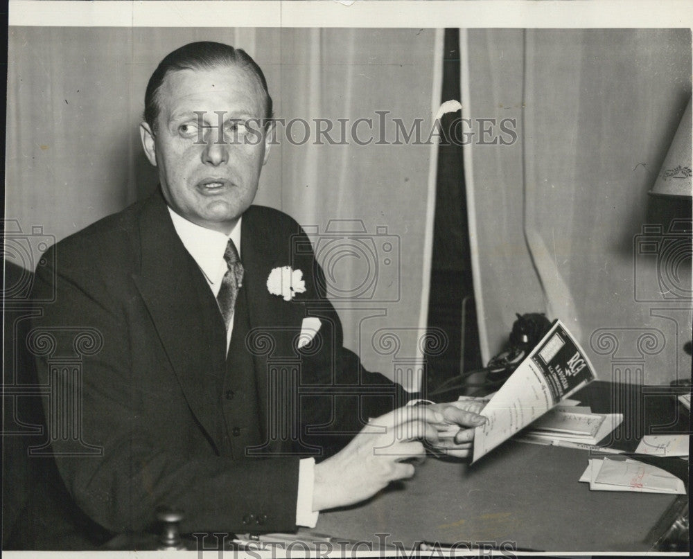 1938 Press Photo Dr. Hans Thomsen,Sec.of Sumner Welles. - Historic Images