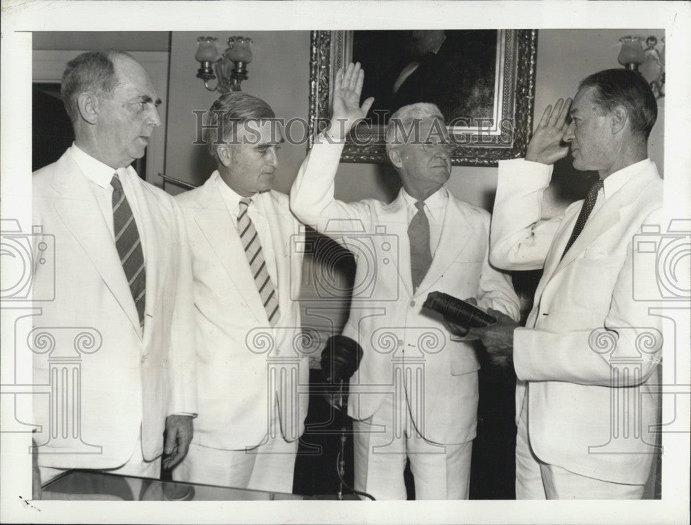 1939 Press Photo Naval Operation Officials. - Historic Images