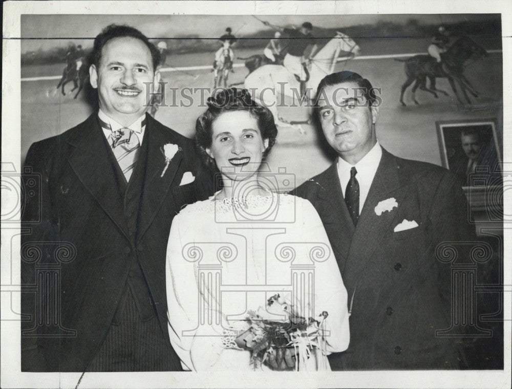 1941 Press Photo Dr Joseph Leavitt of Malden and his bride - Historic Images