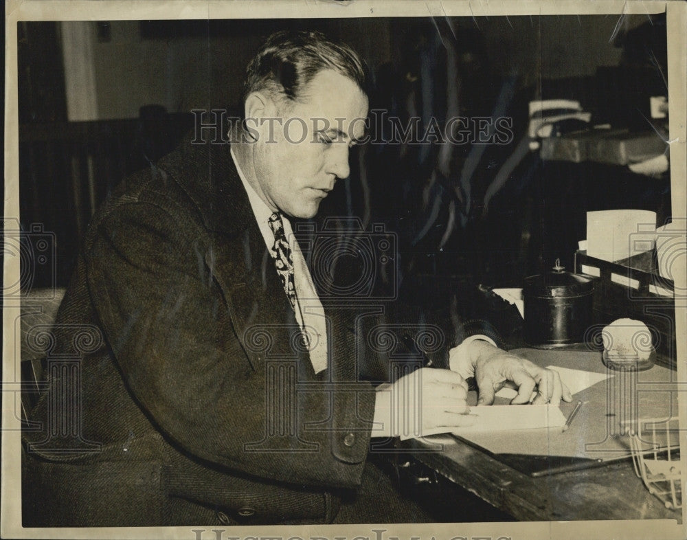 1936 Press Photo Infamous James "Two-Gun" Baker - Historic Images
