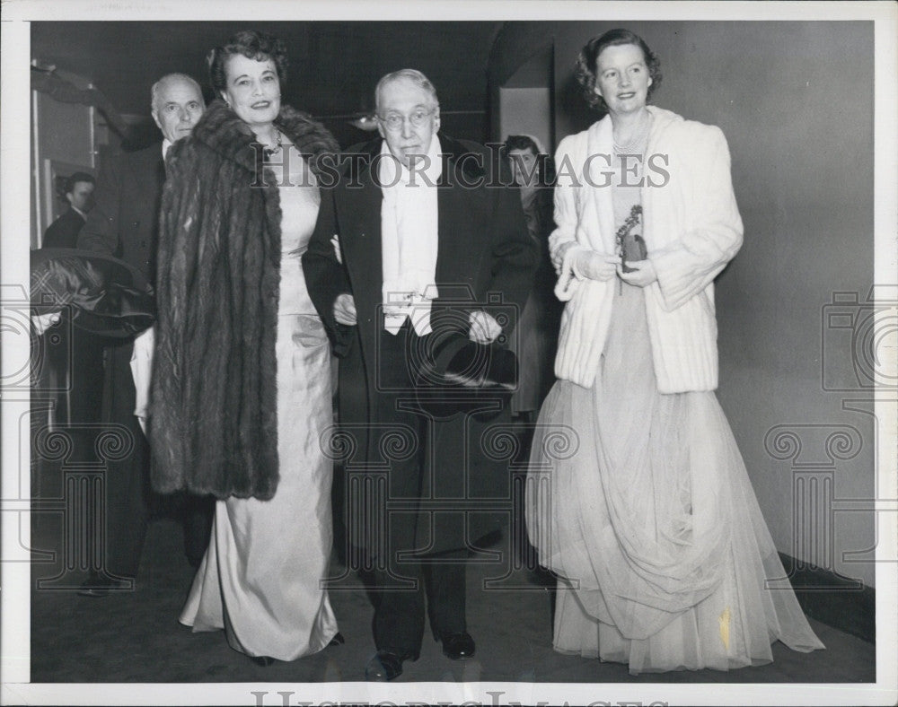 1949 Press Photo Former US Ambassador To Germany James Gerard Attends Opera - Historic Images