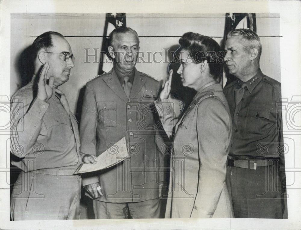 1943 Press Photo DO Culp Hobby,Brig Gen  HB Lewis,Gen G Marshall - Historic Images