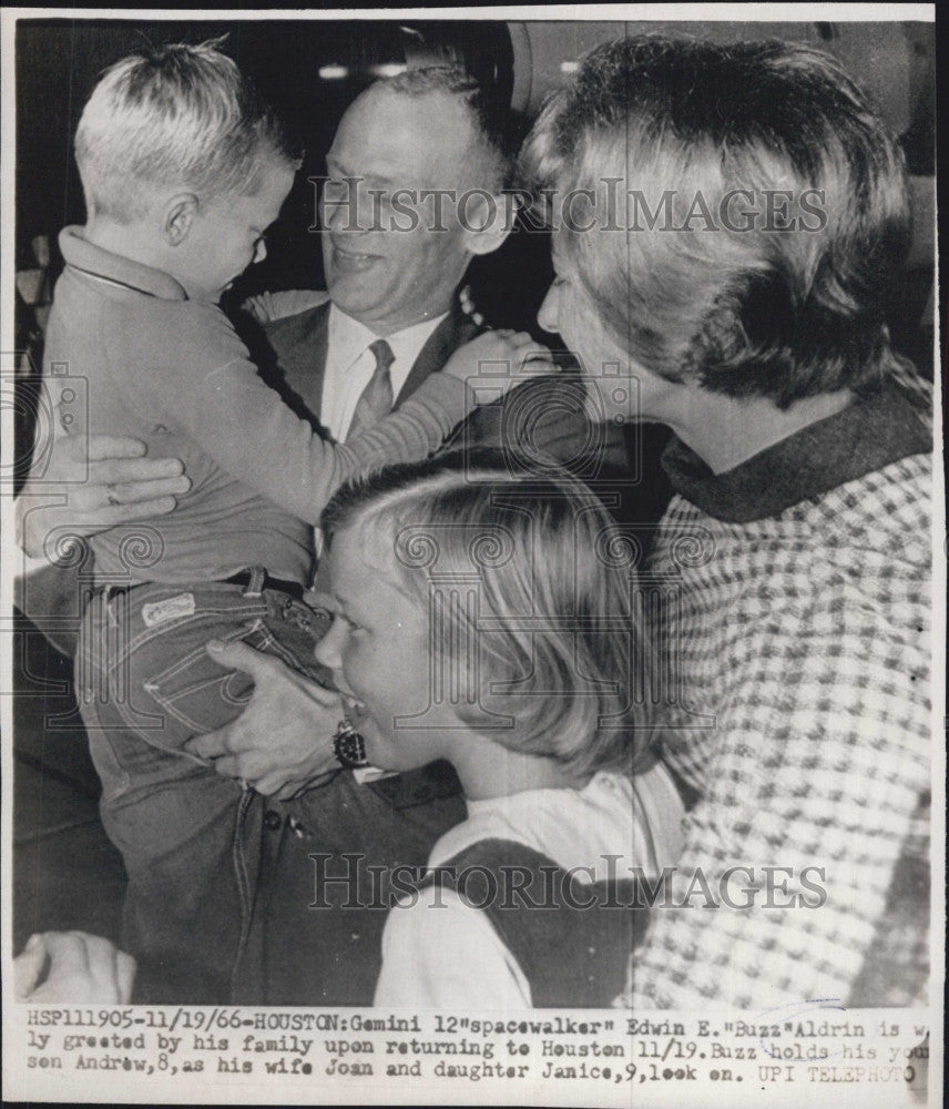 1966 Press Photo Gemini 12 Spacewalker Edwin &quot;Buzz&quot;Aldrin and family - Historic Images