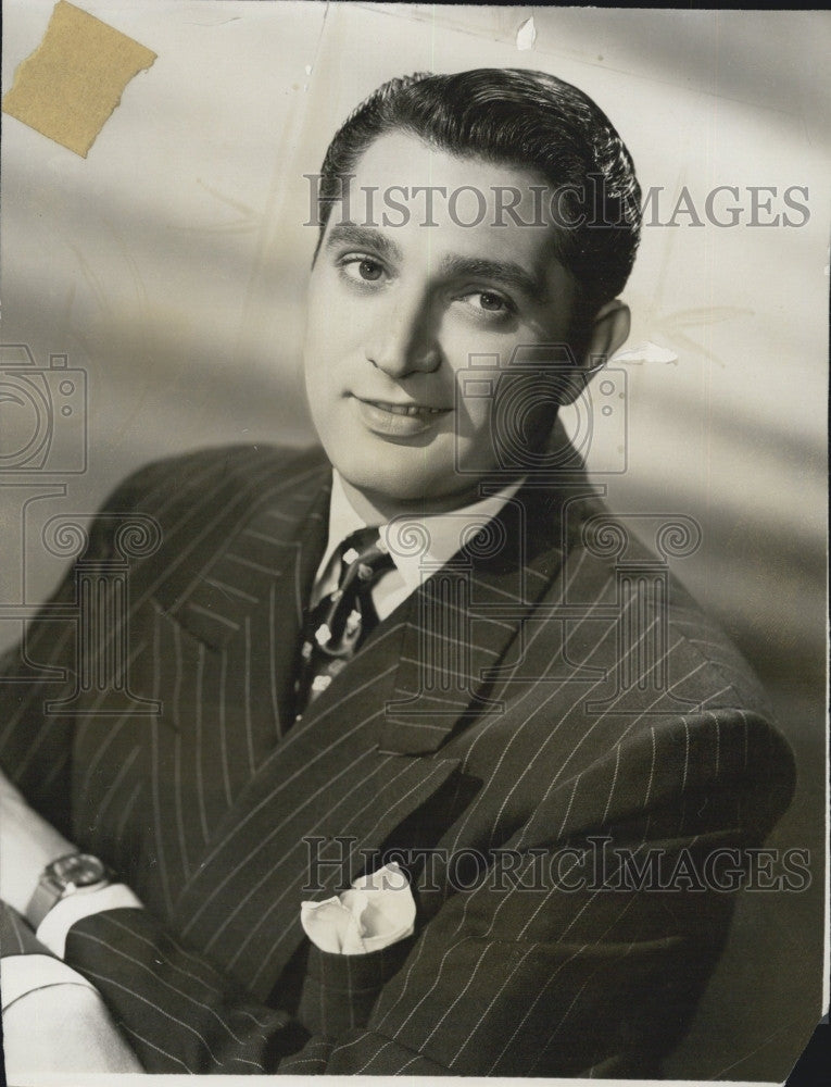 1950 Press Photo Robert Alda stars in &quot;By Popular Demand&quot; - Historic Images