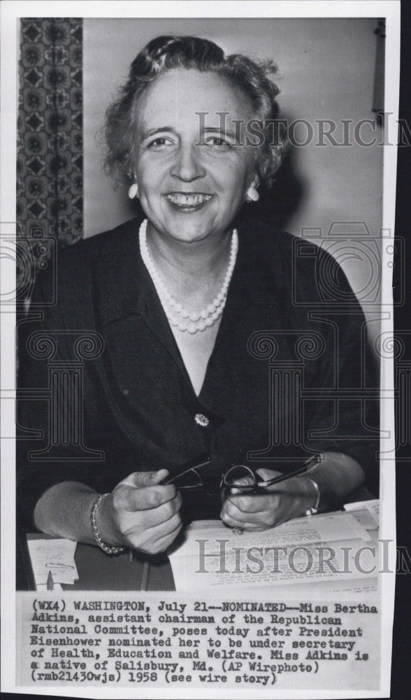 1958 Press Photo Bertha Adkins Under Secretary Health Education Welfare - Historic Images