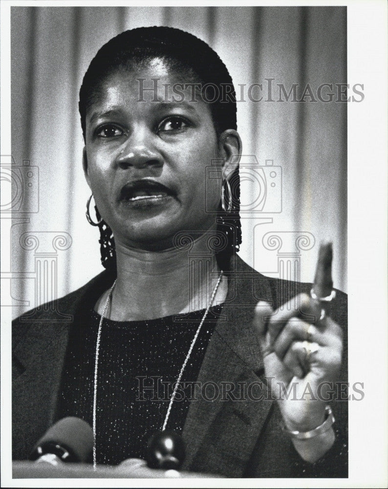 Press Photo Patricia Allen Domestic Violence Forum University Massachusetts - Historic Images