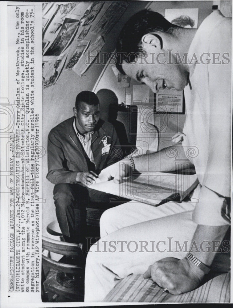 1966 Press Photo Terry Quinlan,white student at Elizabeth City St Coll. - Historic Images