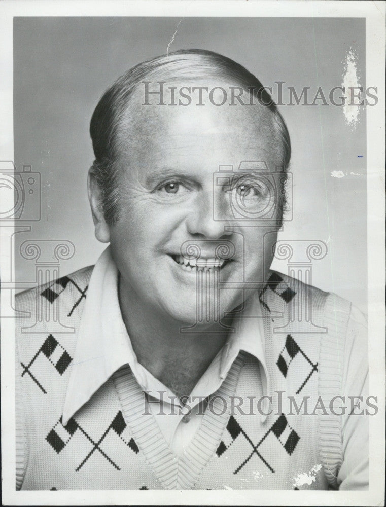 1977 Press Photo Actor, Dick Van Patten on &quot;Eight is Enough&quot; - Historic Images