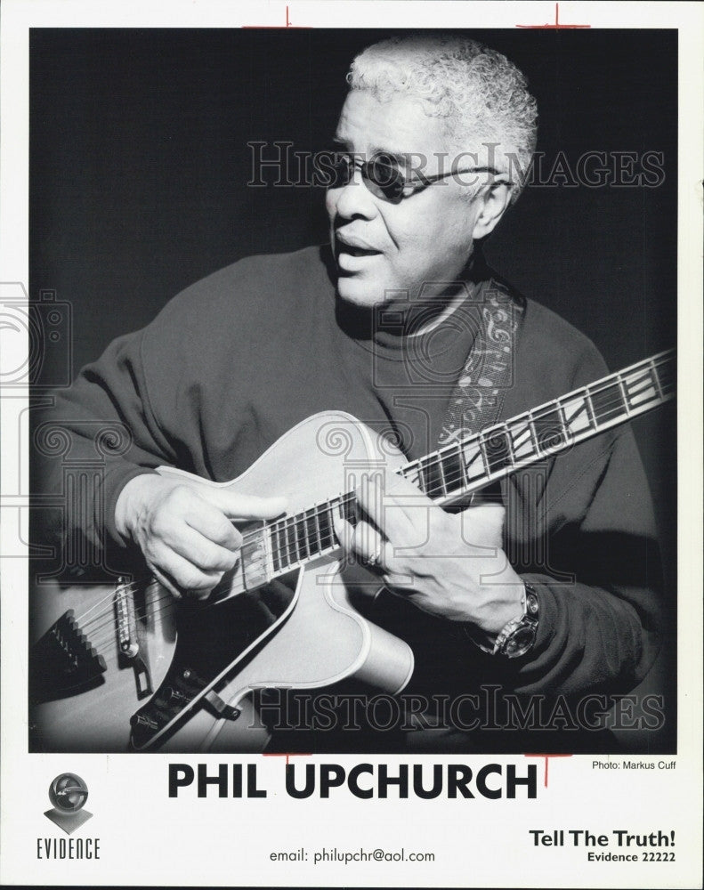 1991 Press Photo Phil Uchurch Guitarist And Singer Portrait COPY - Historic Images