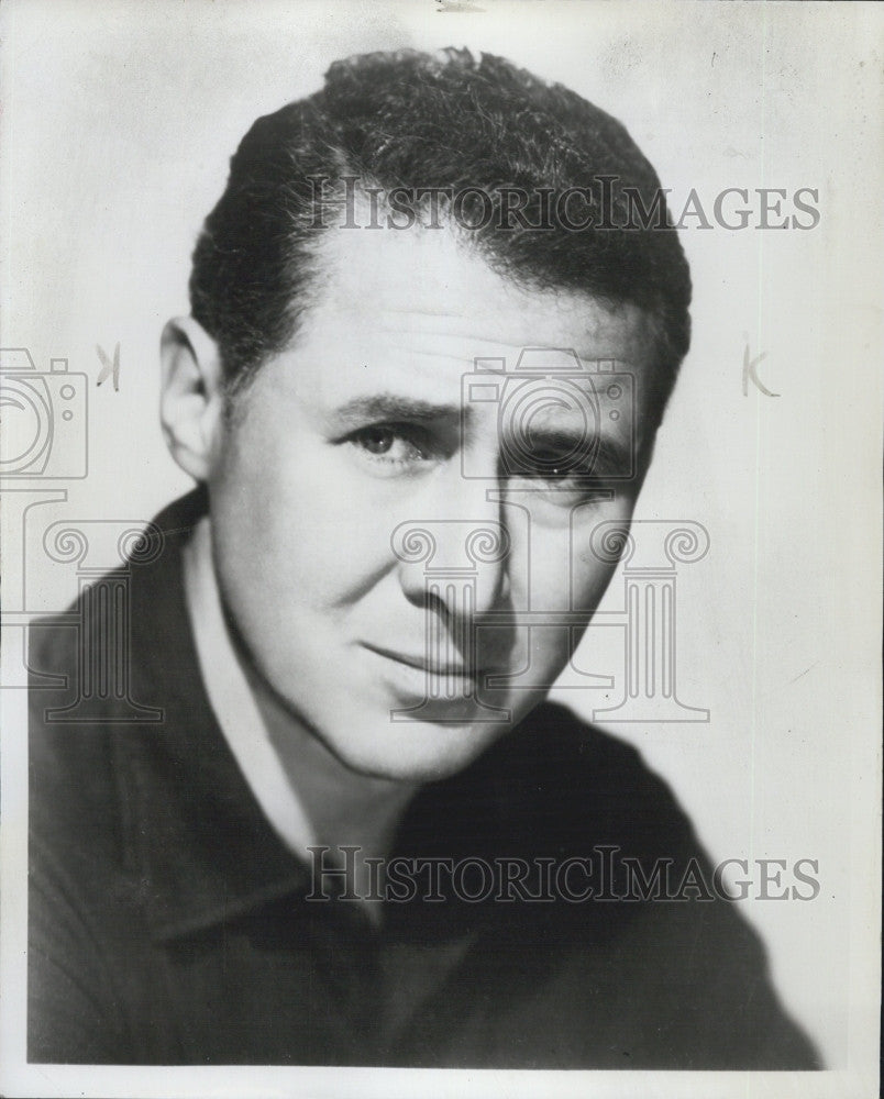 1969 Press Photo Actor Anthony Quayle in &quot;Halfway Up a Tree&quot; - Historic Images