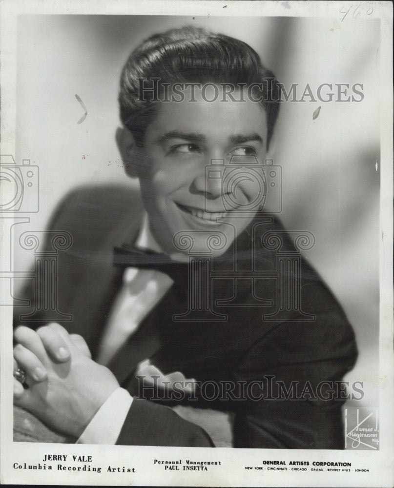 1955 Press Photo Singer, Jerry Vale  in Boston - Historic Images